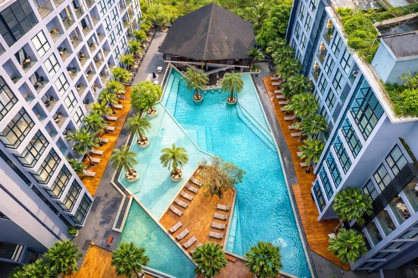Suite Altair 2br|pool & Rooftopbar|citygate kamala 2