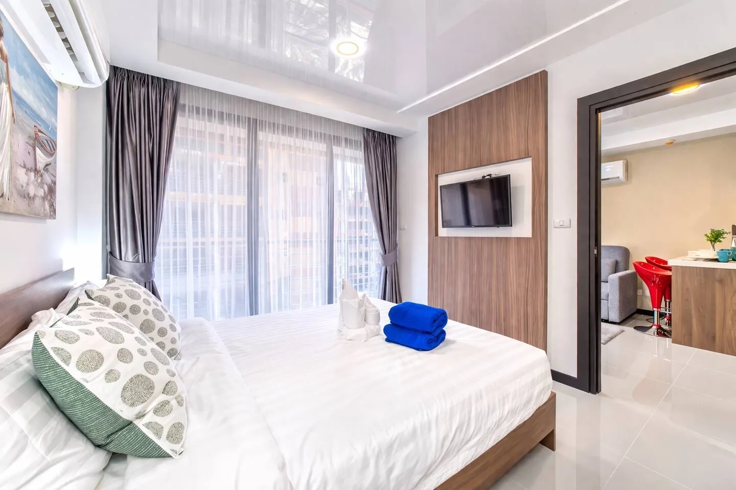 Nova Condo 1br | Pool view | nbc nai harn 2