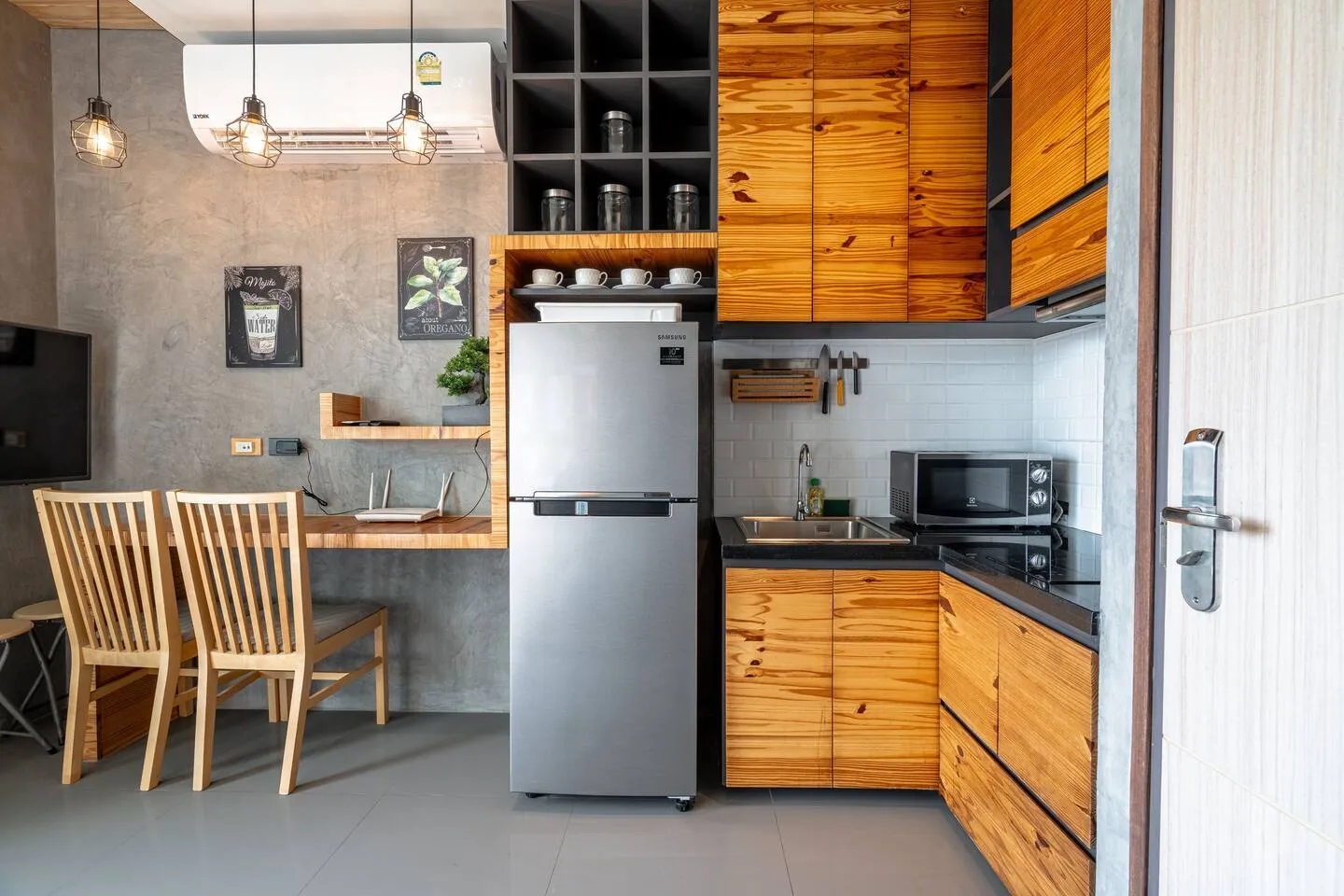 Studio Sora | Rooftop Pool | relife nai harn beach 3