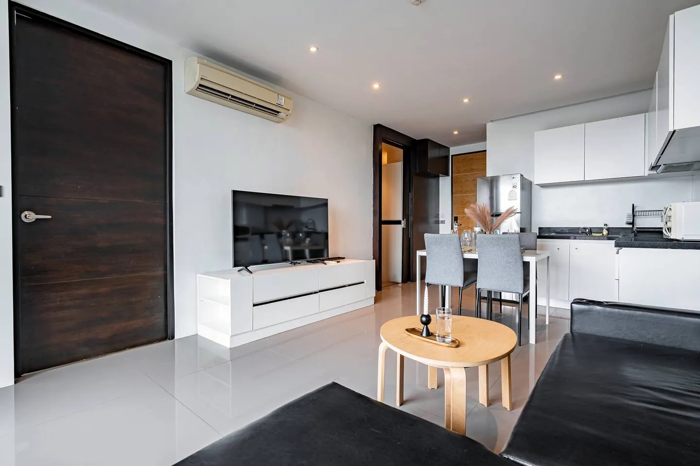 Suite Lumi 2br | Rooftop pool | relife nai harn 3