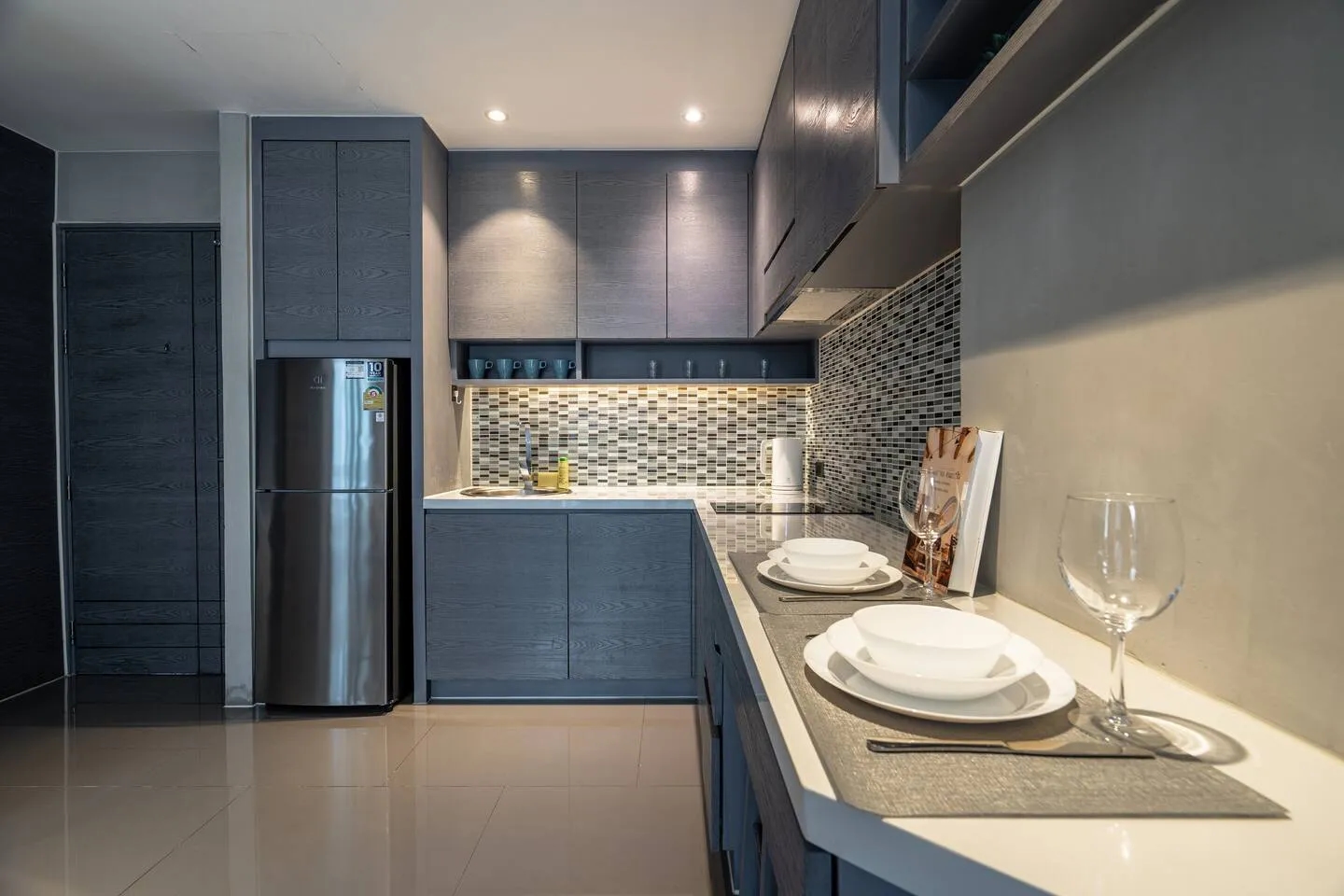 Suite Tide 1br|gym & Rooftop bar | citygate kamala 3