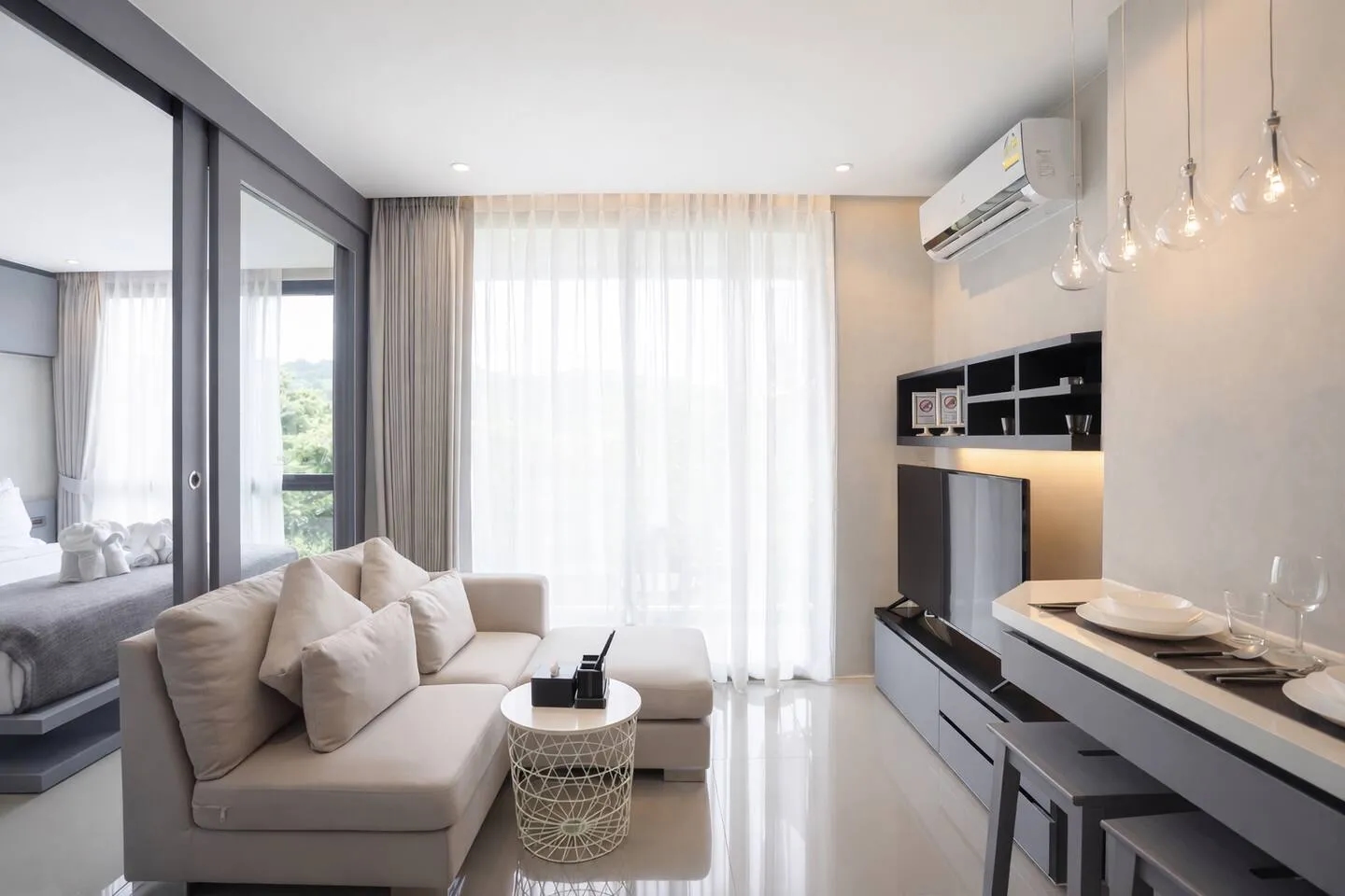 Suite Sol 1br | sunset rooftop | Citygate Kamala 2