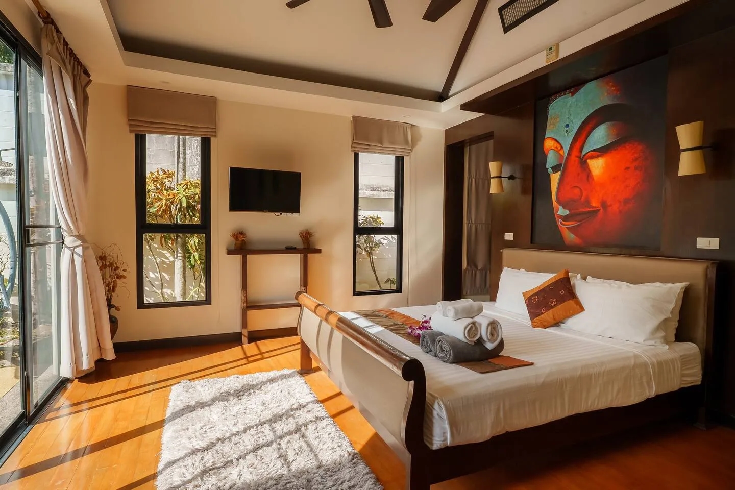 Tropical 3br Villa with Private Pool 3