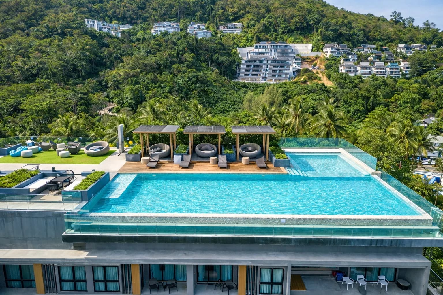 Suite Velora 1BR| Infinity Pool| Mida Grande Surin, photo 1