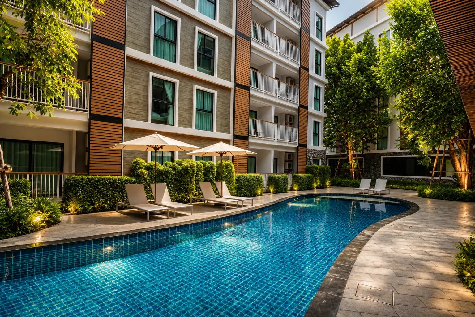 Stylish 1BR Condo Rawai |Walk to Beach |Pools&Gym 1