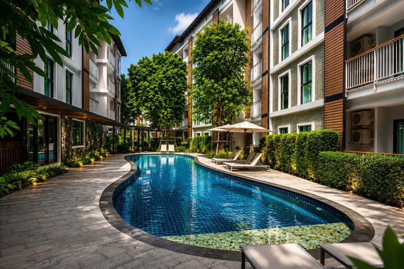 Stylish 1BR Condo Rawai |Walk to Beach |Pools&Gym 3