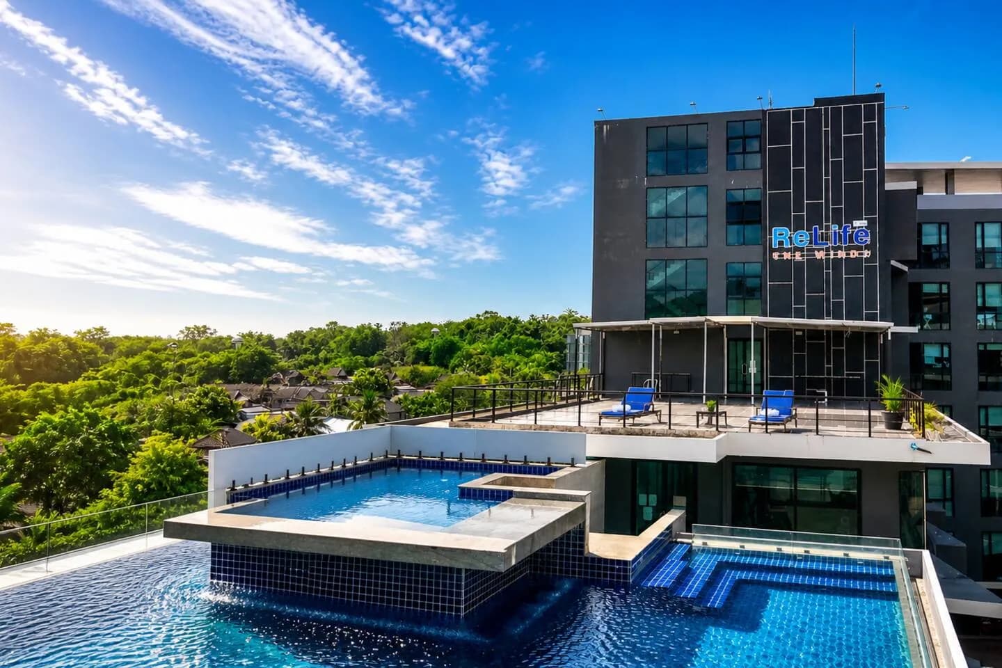Studio Aira| Rooftop Pool | Relife Naiharn Beach, фото 1