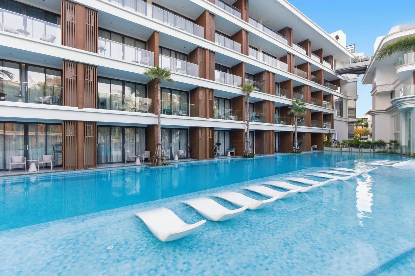 Private Pool/ 200 m to the Beach Design Apartment 1