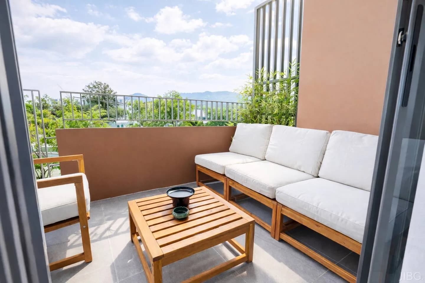 1BR Design Led - Rooftop Oasis in Skypark Laguna 5
