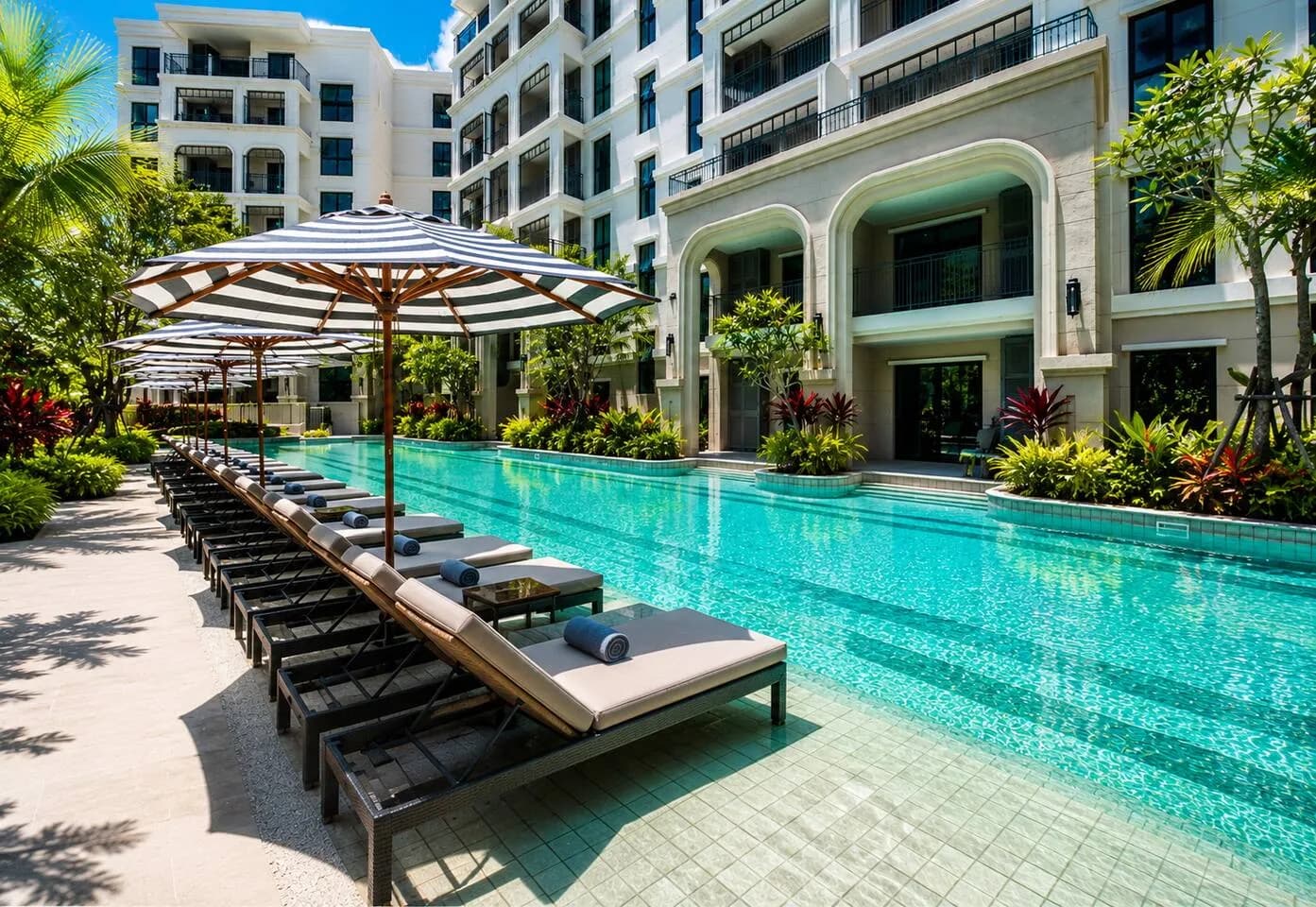 Suite Valencia 2BR The Title Legendary BangTao 1