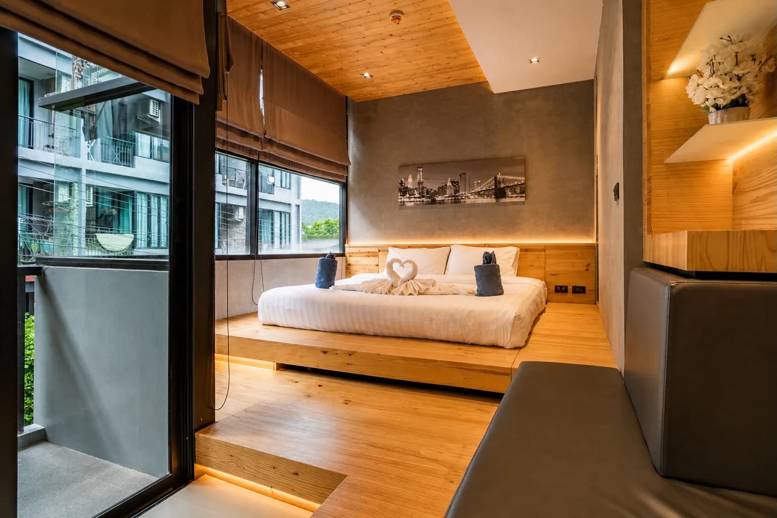 Studio Aira| Rooftop Pool | Relife Naiharn Beach 4