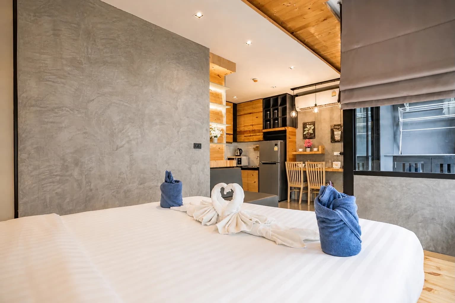 Studio Aira| Rooftop Pool | Relife Naiharn Beach 5